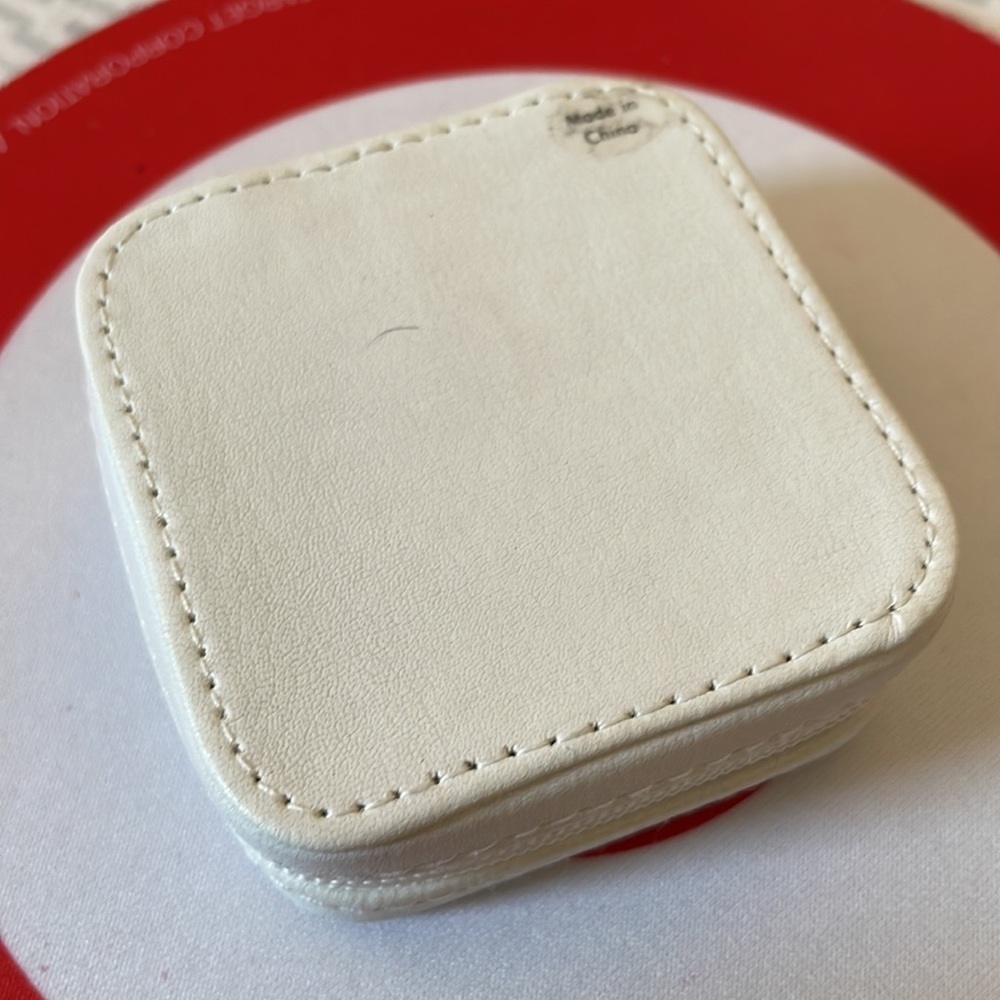 Marc Jacobs Solid Perfume Compact Mirror Black Le… - image 8